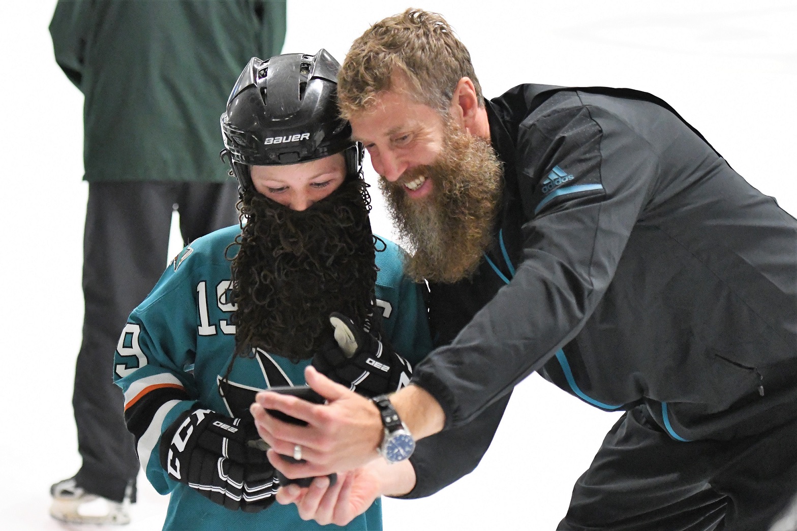 Joe Thornton communirt Centre