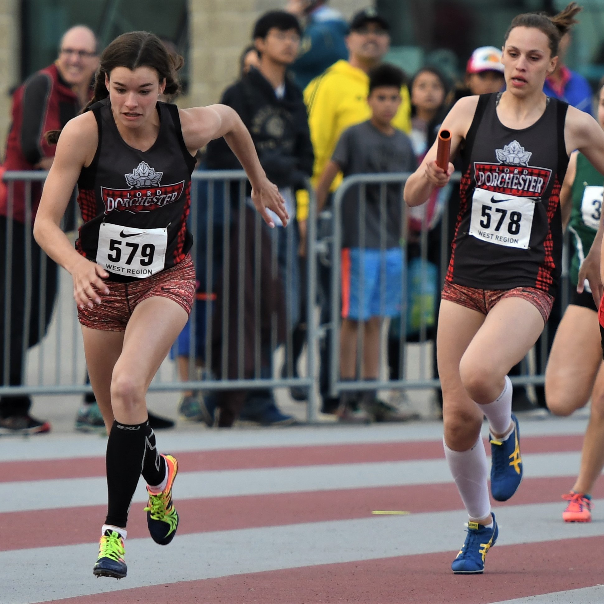 senior women's 4x1 relay