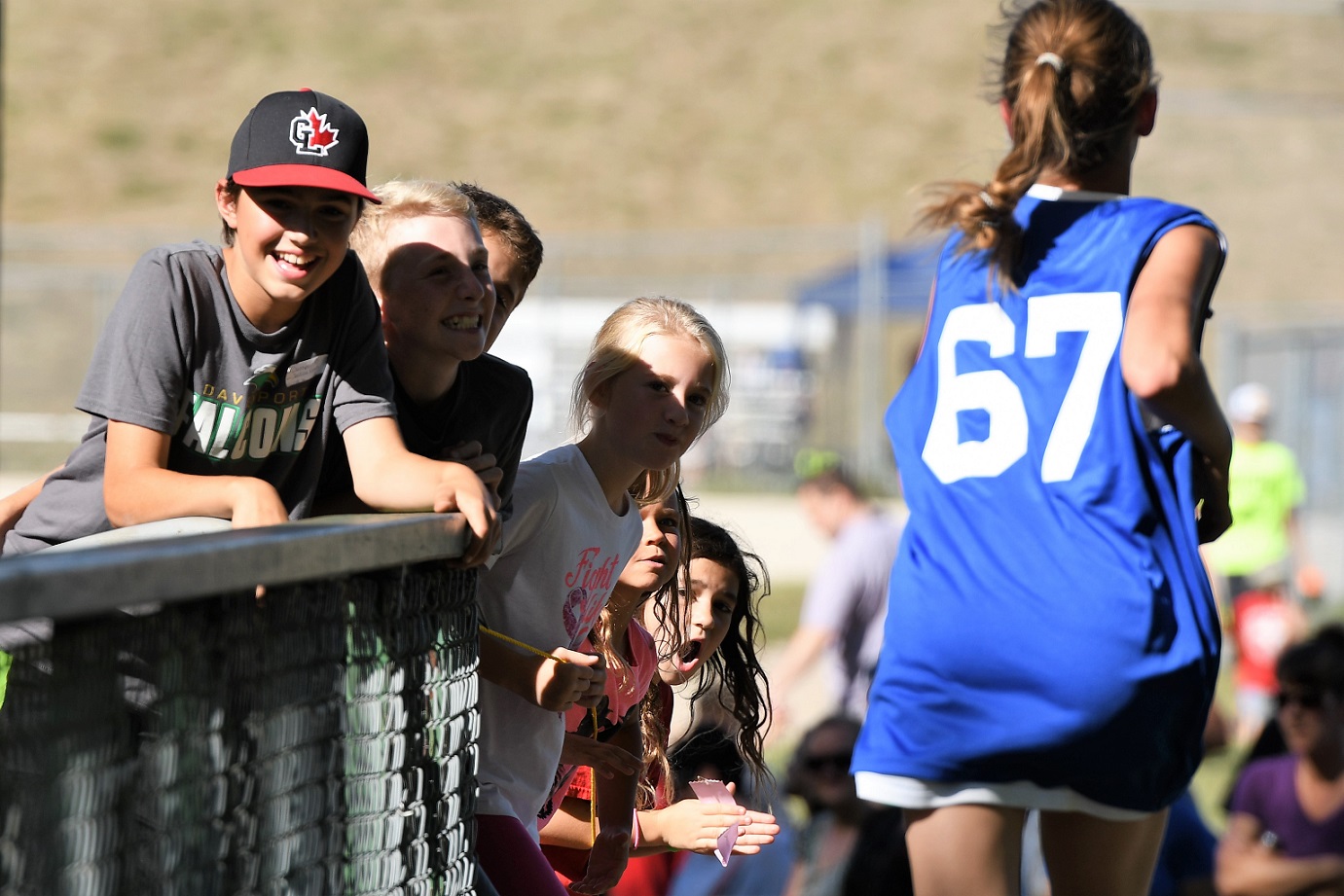 Groves and friends cheer