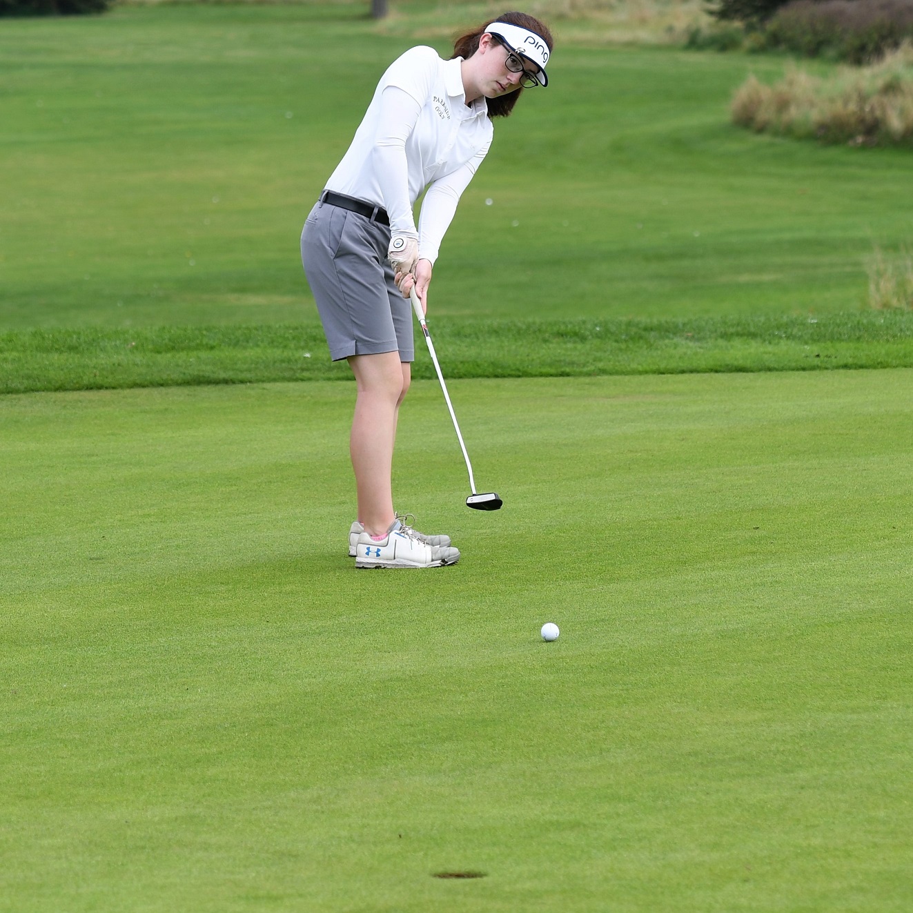 Telford watches putt