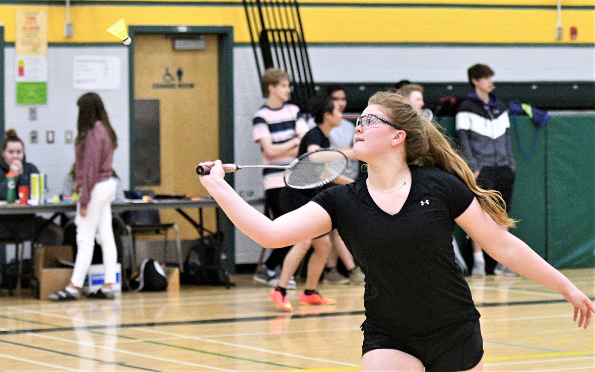 TVRA SE senior badminton