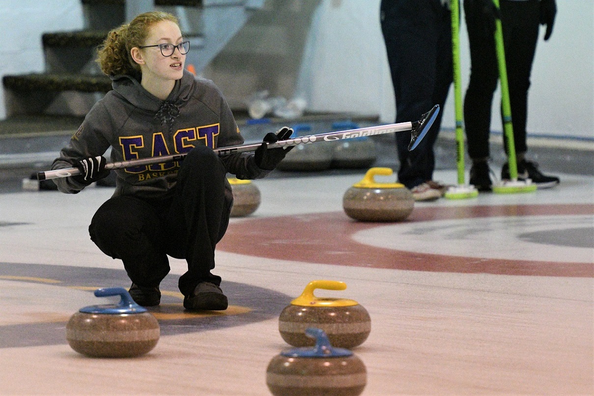 WOSSAA curling
